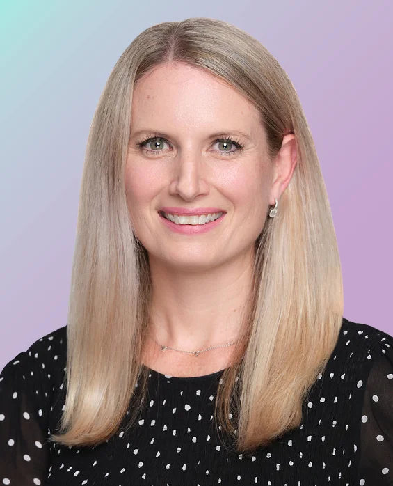 lucy cennamo headshot